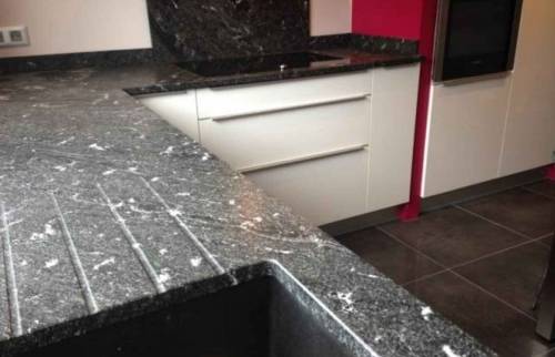 Cuisine et plan de travail à Kembs