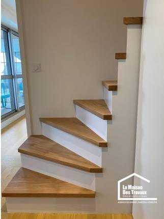 Fabrication et pose de l'escalier avec rangement