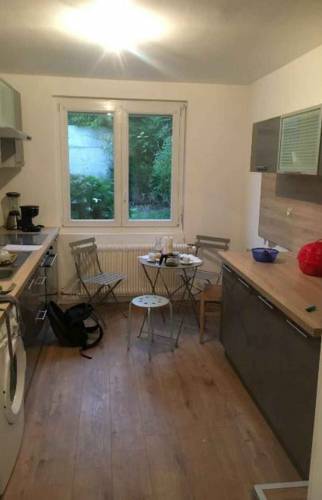 Cuisine rénovée La Maison-des-Travaux-Rouen