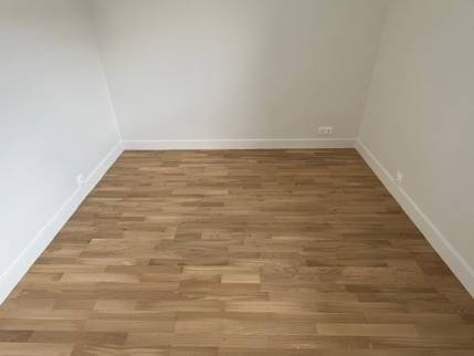 Rénovation d'appartement avec pose de parquet contrecollé - Nantes 44