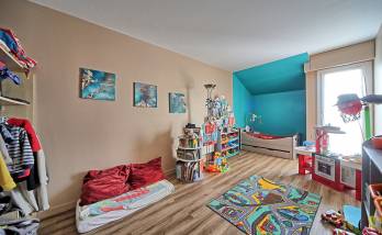 Avant et après rénovation chambre d’enfant à Drusenheim