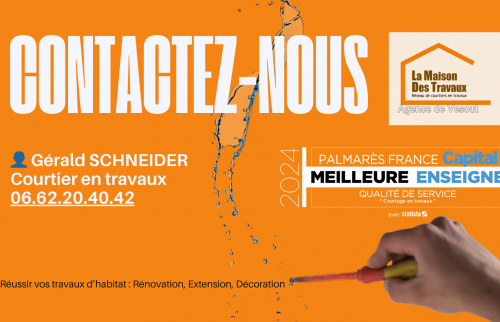 Salon rénové, parquet foncé et lumière naturelle – location optimisée près d’Héricourt grâce à La Maison Des Travaux.