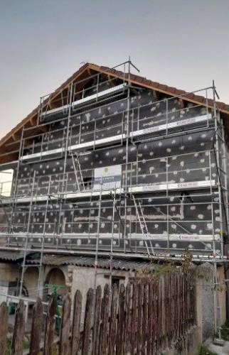 Pose des panneaux d'isolation