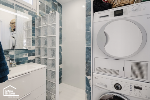 Salle de bain du rez-de-chaussée