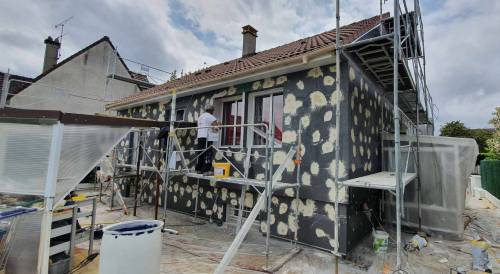 Travaux d'isolation thermique extérieure en cours - Brie-Comte-Robert 77170