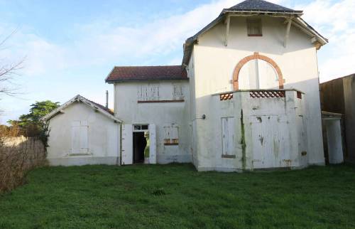 Maison avant travaux de surélévation de maison - Pornic 44210