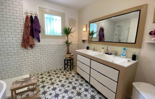 Salle de bain 1