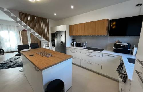 Cuisine blanc laqué bois