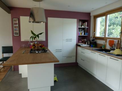 Rénovation de cuisine avec implantation de cuisine en U - Morzine 74110