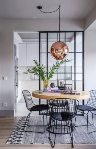 Cuisine  semi ouverte sur salle à manger, verrière d'atelier à Palaiseau (91)