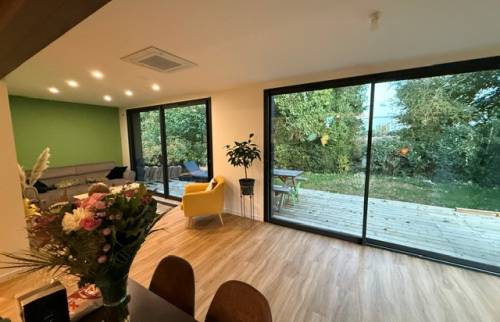 Extension en bois d'une maison 