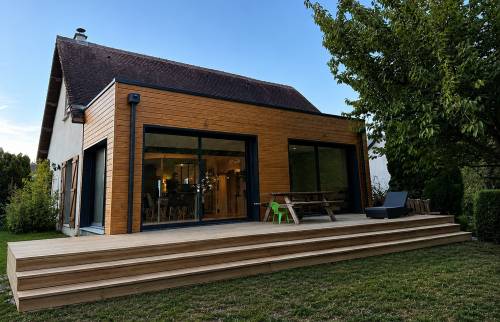 Extension en bois d'une maison 