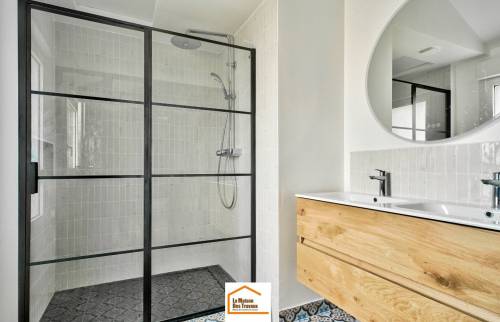 salle de bain dans une maison surélevée