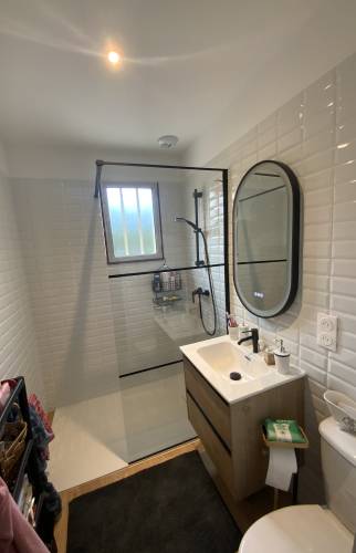 salle de bain rénovée La Maison Des Travaux Ales