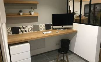 Bureau avec une verrière d’atelier à Colombes
