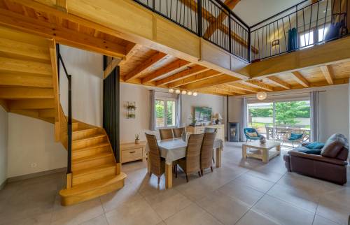 vue d'ensemble du salon, avec la nouvelle baie vitrée et la nouveau garde-corps