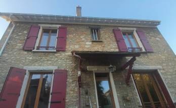 Maison après travaux de rénovation de couverture et zinguerie - Brie-Comte-Robert 77170