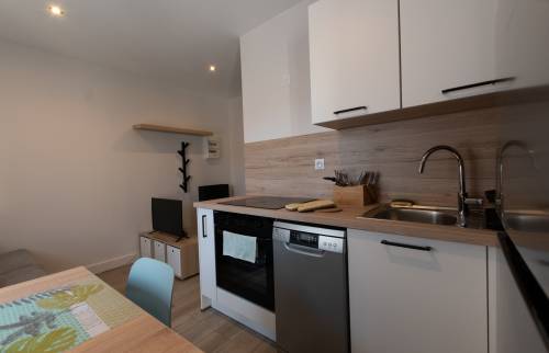 Rénovation T1 Aix-Les-Bains cuisine après 2