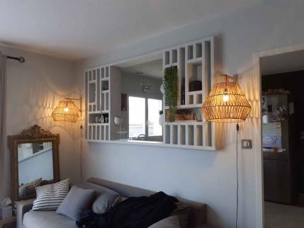 Claustra : salon/séjour