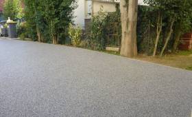 Allée après rénovation à Cournon d'Auvergne 