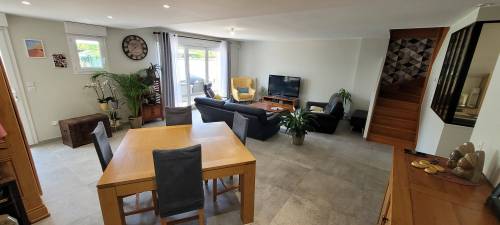 Nouvel aménagement de salon dans une maison rénovée - Brie-Comte-Robert 77170