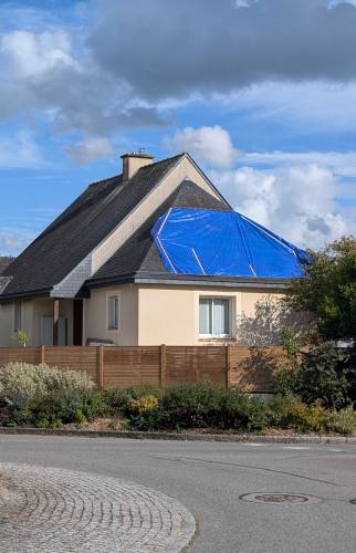 Début du chantier de surélévation de maison à Chartres-de-Bretagne