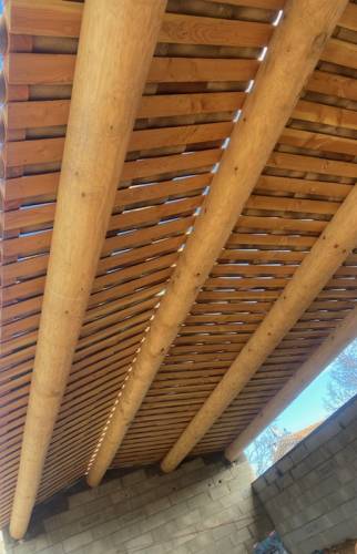 Abris de piscine en bois traditionnel 