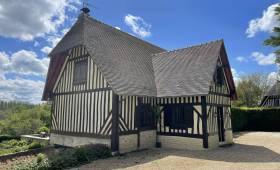 L'avancée de toiture, fermée