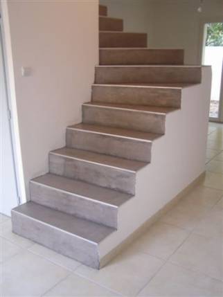 Pose d'un escalier béton à Alençon