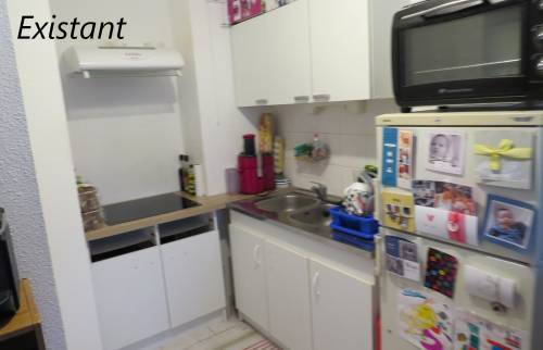 Cuisine avant travaux sur Marine (95640)