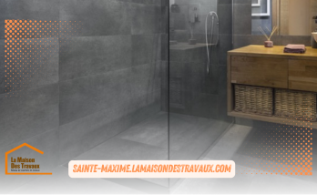 Rénovation de salle de bain moderne à La Garde-Freinet : un projet clé en main