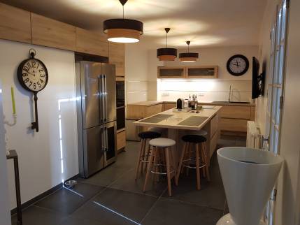 Pose de la nouvelle cuisine