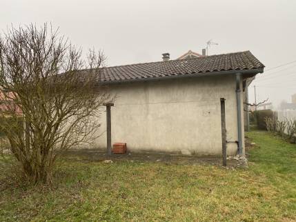 Maison avant construction de terrasse bois - Montauban 82000