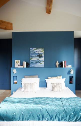  Une suite parentale élégante avec palfond cathédrale à Grosrouvre