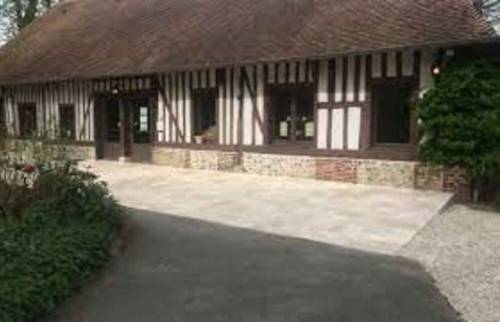 Réalisation d'une terrasse dans le Pays d'Auge