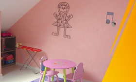 Création d'une Chambre de Bébé dans les Combles : L'Expertise de La Maison Des Travaux de Sainte-Maxime