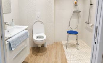 Salle de bain PMR