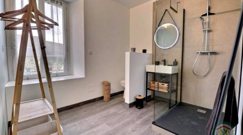 Création de salles d'eau pour chambres d'hôte à La Gouesnière