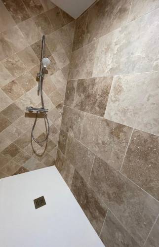 salle de bain rénovée à Saintes