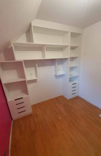 Rénovation d’une chambre de jeune fille près d’Annecy La Maison Des Travaux d’Annecy