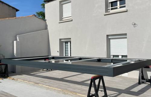 Avant  installation pergola bioclimatique