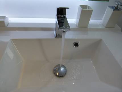 Remplacement du meuble de salle de bain