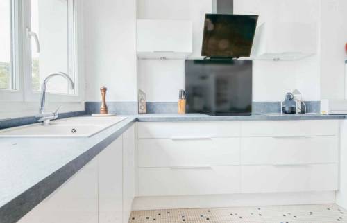 Réfection d'une cuisine à Châtenay-Malabry vue du séjour