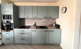 Rénovation d'une cuisine à Saint-Sébastien-sur-Loire - installation cuisine bleu