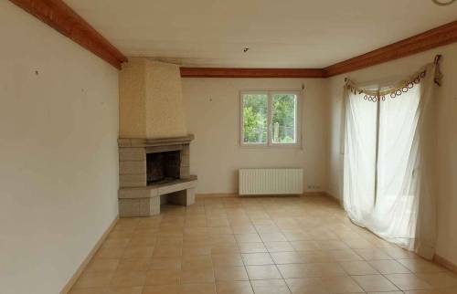 Pose d'une porte-fenêtre près de Landerneau (29)