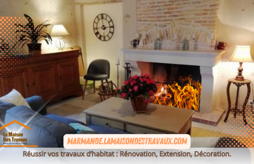 Une rénovation réussie mettant en valeur la cheminée d'époque, pour un salon chaleureux et accueillant à Casteljaloux.