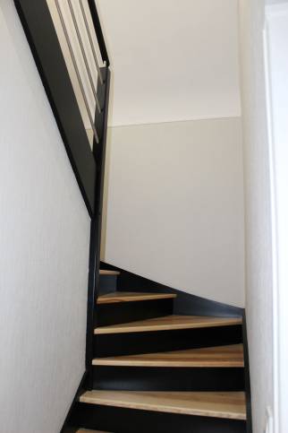 rafraîchissement peinture escalier