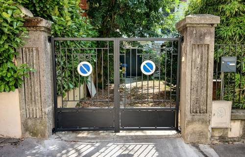Nouveau portail battant deux vantaux