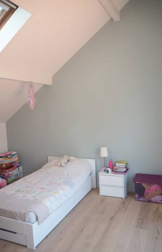 une chambre sous combles à Montrouge (92120)