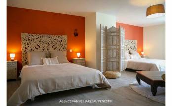 DECORATION  INTERIEURE CHAMBRE D'HOTES A DAMGAN 56750